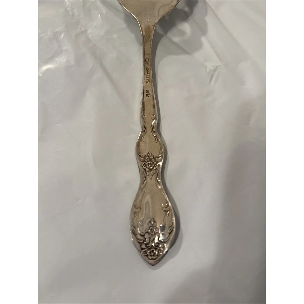 WM Rogers  IS Plated Original‎ Rogers Cake Knife Vintage